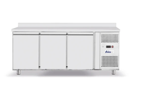 Stół chłodniczy 3-drzwiowy z agregatem bocznym, Arktic, Profi Line, GN 1/1, 420L