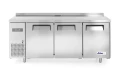 Stół chłodniczy 3-drzwiowy z agregatem bocznym, Arktic, Kitchen Line, 291L